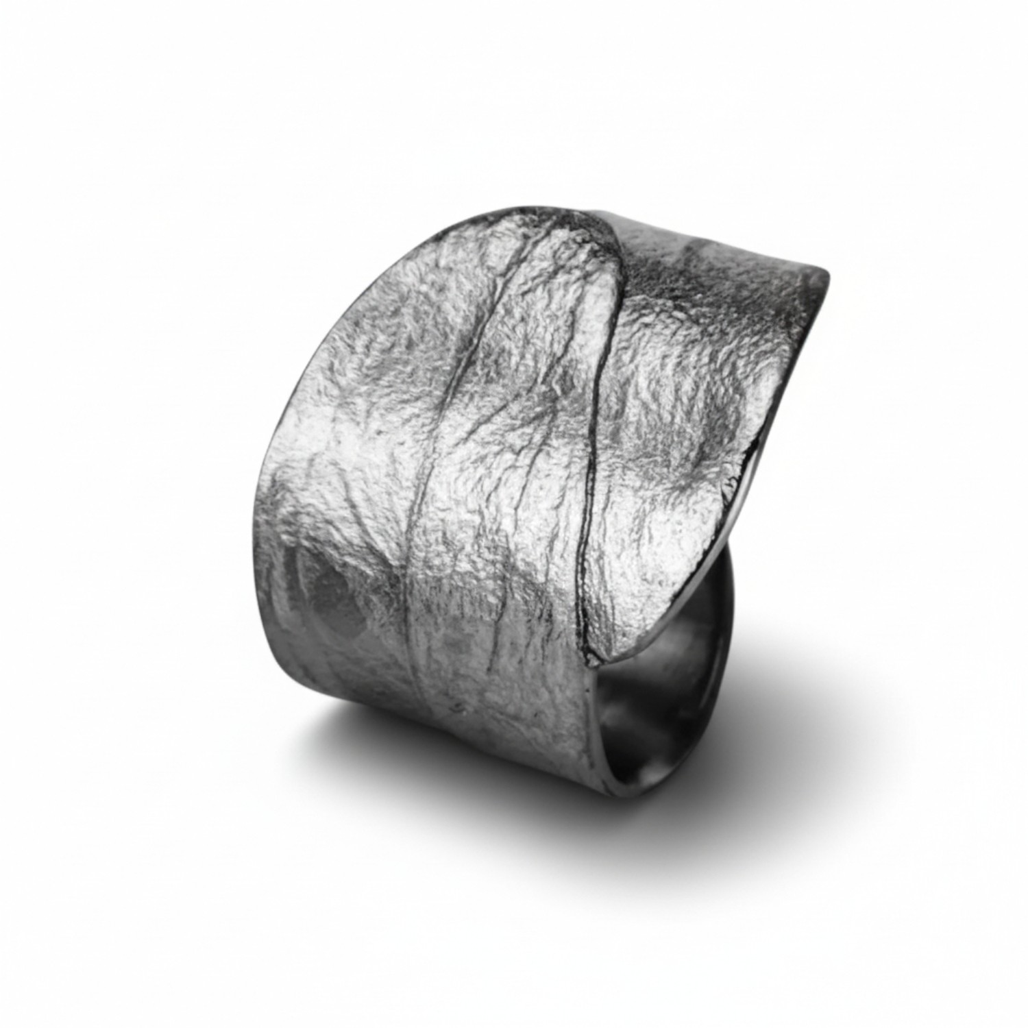 noën Damenring Olivia Blatt aus 925 Silber in Schwarz, Größe 20mm, elegant und stilvoll